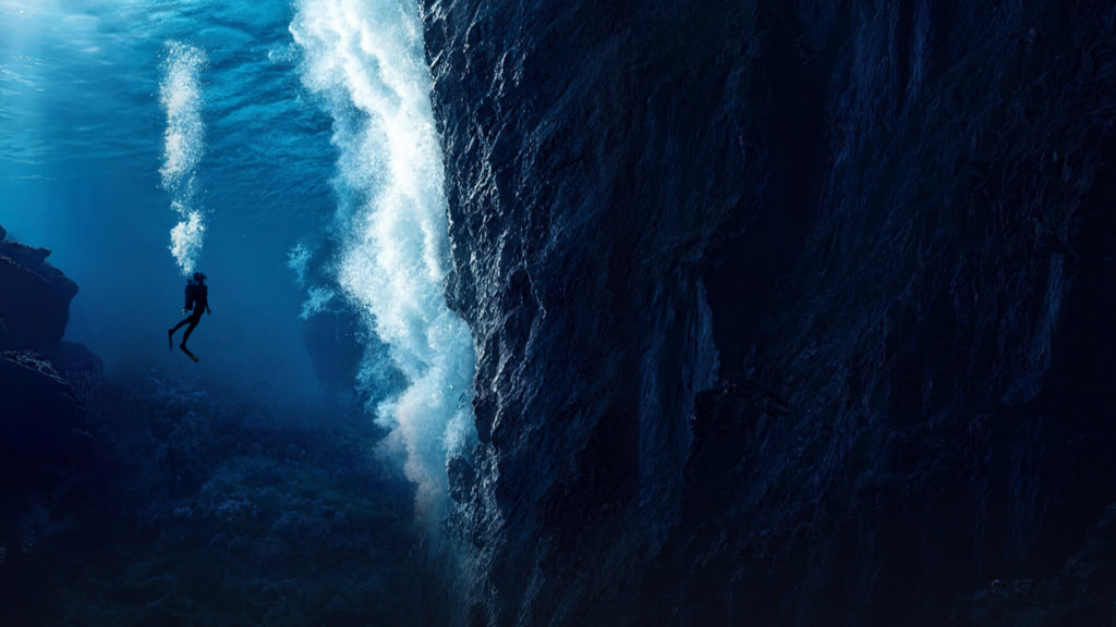 Diving Watch Guide: Understanding What Keeps a Watch Safe Underwater